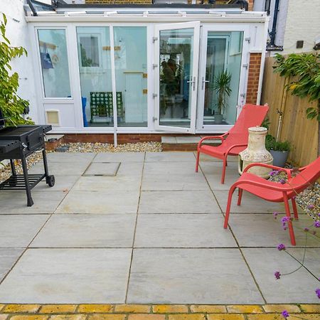 Pilots Lodge By Deal Castle With Free Parking Exterior photo