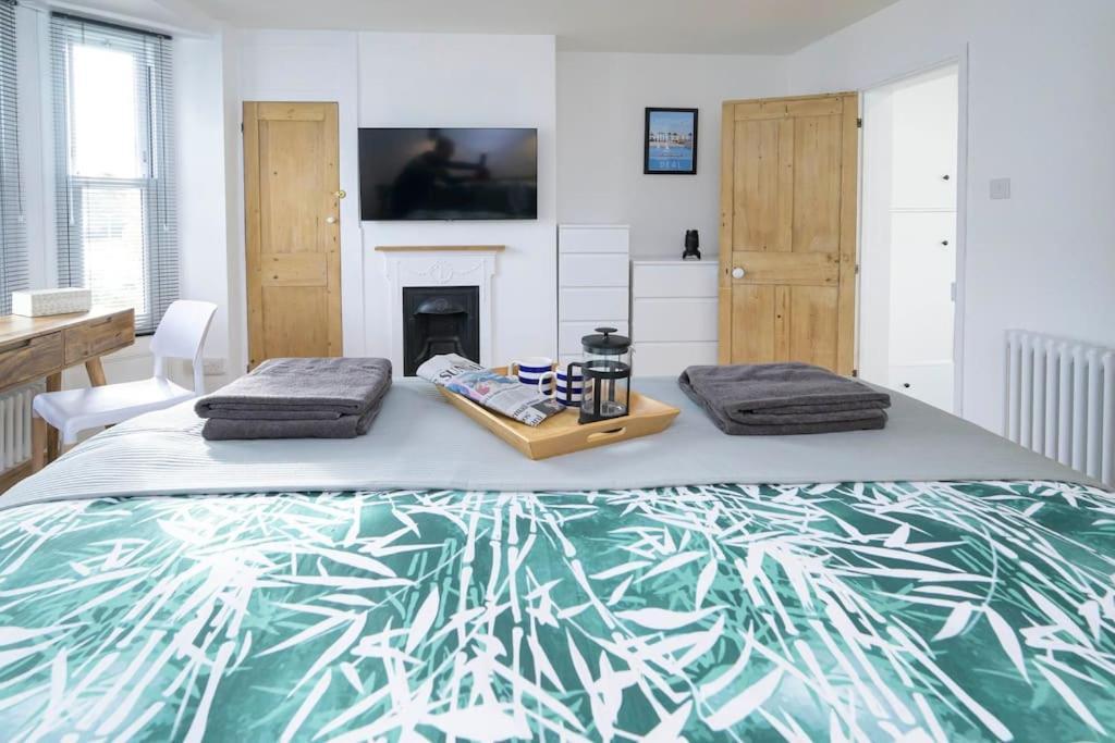 Pilots Lodge By Deal Castle With Free Parking Exterior photo