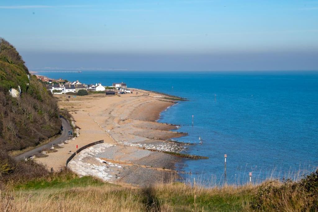 Pilots Lodge By Deal Castle With Free Parking Exterior photo